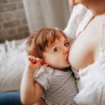 Problemy z laktacją — jakie witaminy dla kobiet karmiących piersią?