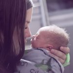 Problemy z laktacją — jakie witaminy dla kobiet karmiących piersią?